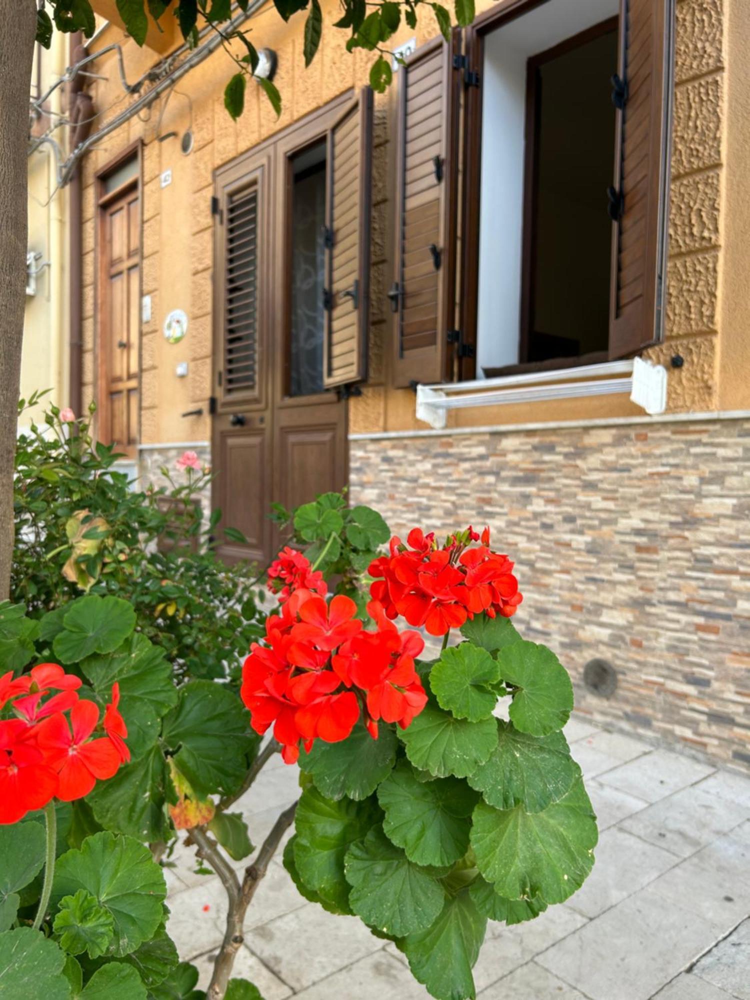 A Casa Ru Zu Nino Apartment Capaci Exterior photo